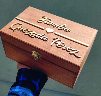 Caja de madera chica